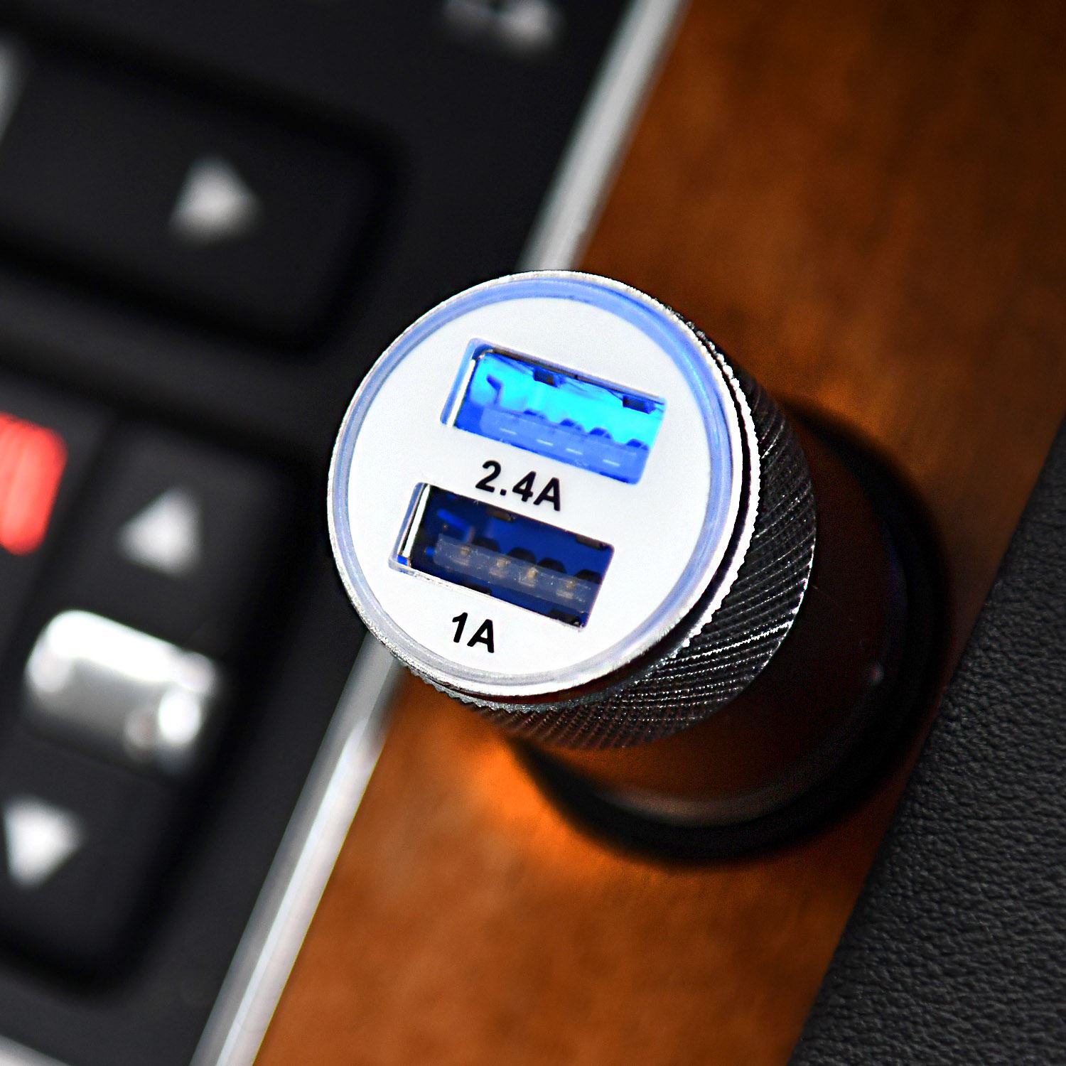 CAR CHARGER DOUBLE USB TWIN 2 PORT DUAL 1224V CIGARETTE SOCKET LIGHTER