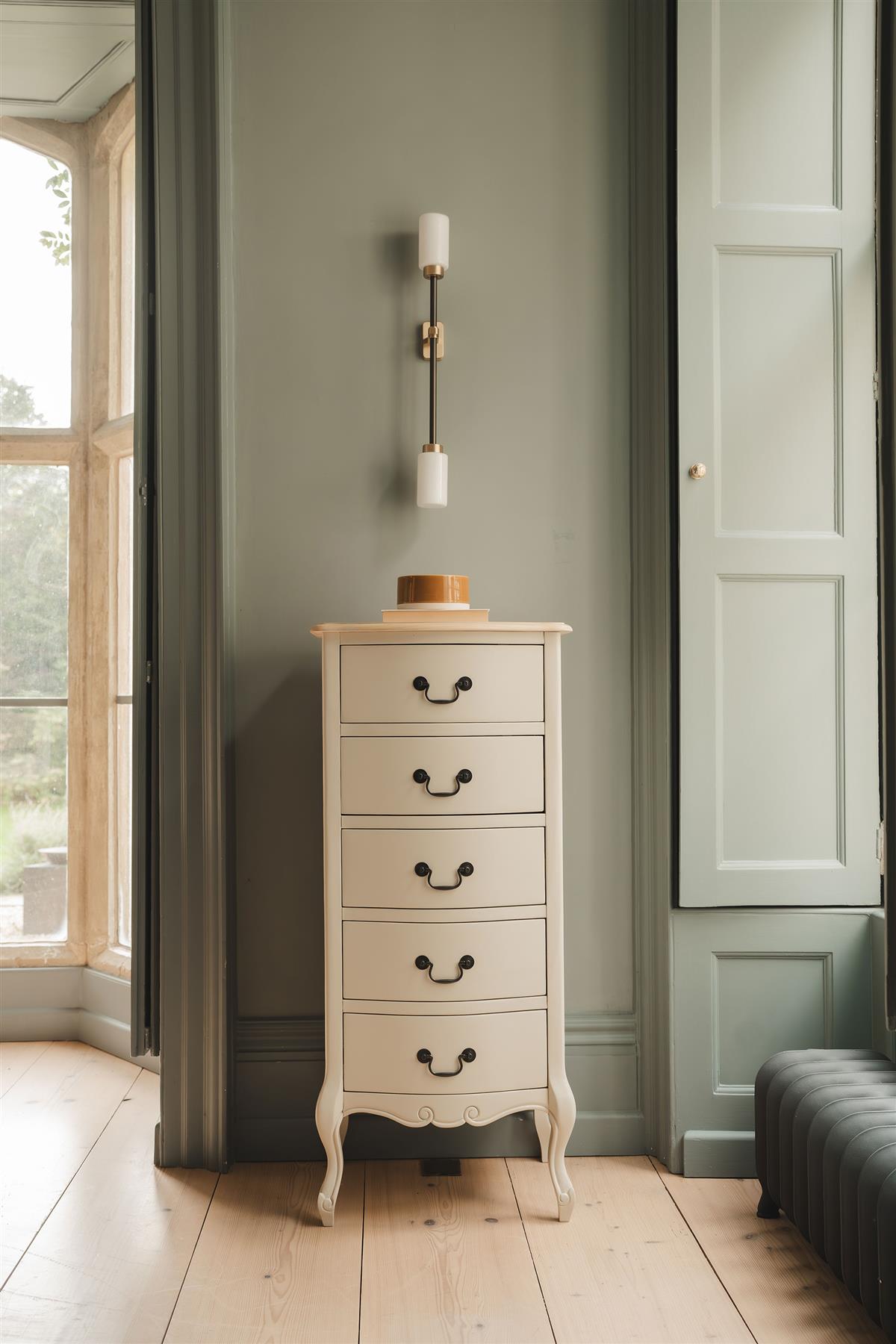 Shabby Chic Champagne Furniture, cream chest of drawers, dressing table, chests - Picture 23 of 139