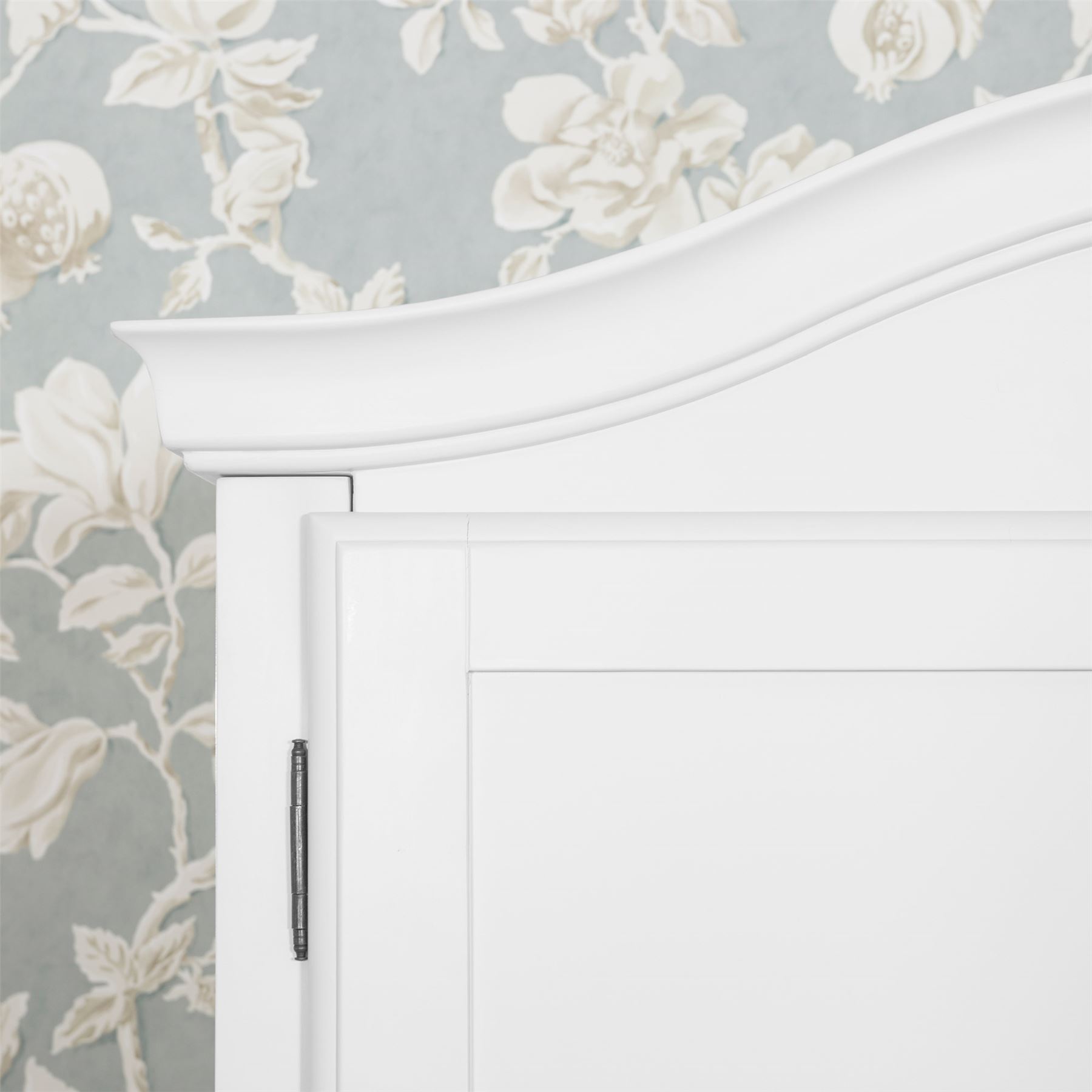 Romance White Double Wardrobe,Quality French full hanging robe, crystal handles - Picture 9 of 11
