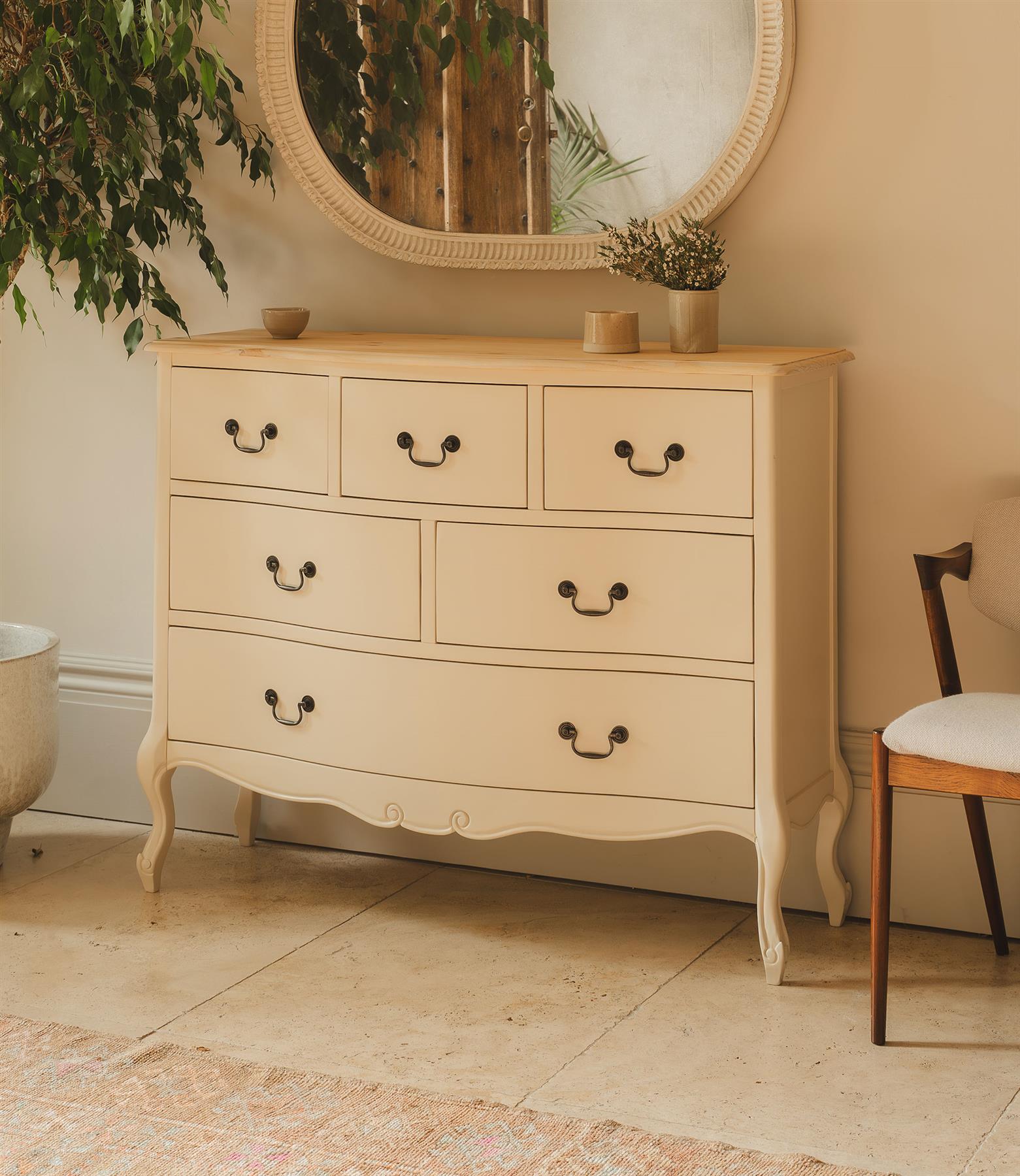 Shabby Chic Champagne Furniture, cream chest of drawers, dressing table, chests - Picture 29 of 139
