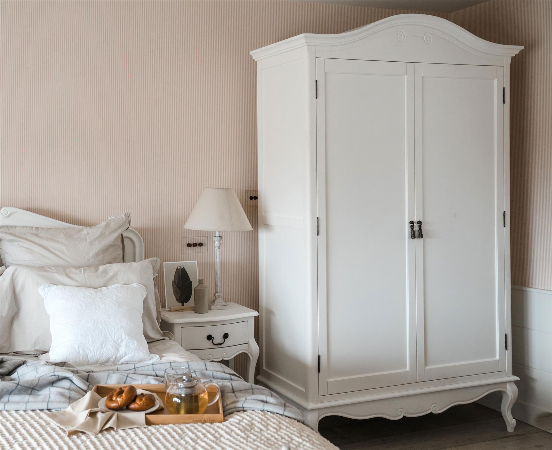 Shabby Chic White Bedroom Furniture, French Bed Bedside Table Chest Of Drawers - Picture 55 of 157