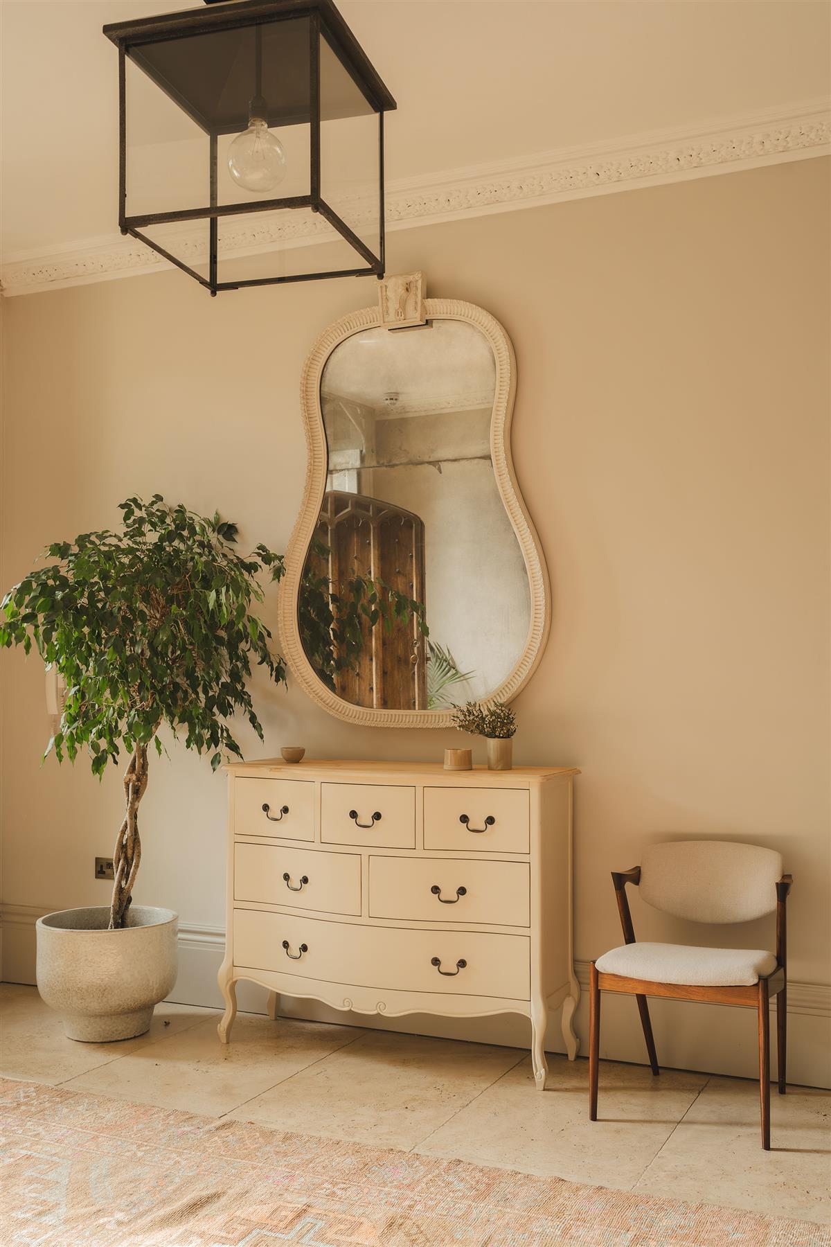 Shabby Chic Champagne Furniture, cream chest of drawers, dressing table, chests - Picture 32 of 139