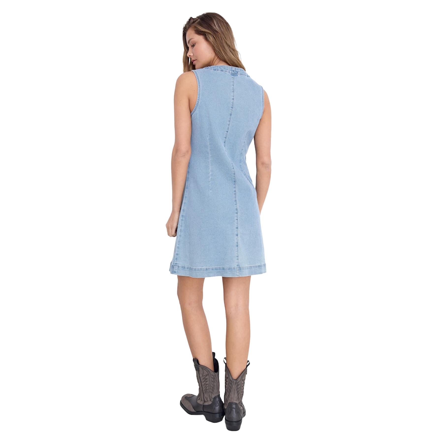 Women's Blue Denim Dress Slim Fit Sleeveless Button-Down Jean Dress for Summer - Picture 5 of 16