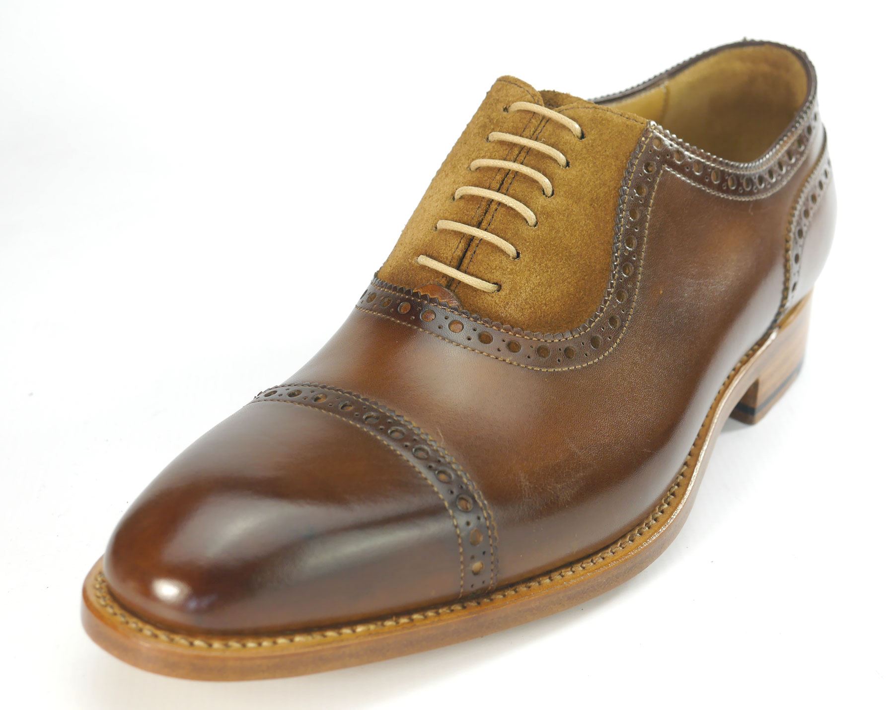 Carlos a Santos 4391 stringati in pelle profilata tutti fatti a Carlos mano Scarpe Marrone Algarve addb24 Carlos a Santos 4391 stringati in pelle profilata tutti fatti a Carlos mano Scarpe Marrone Algarve addb24