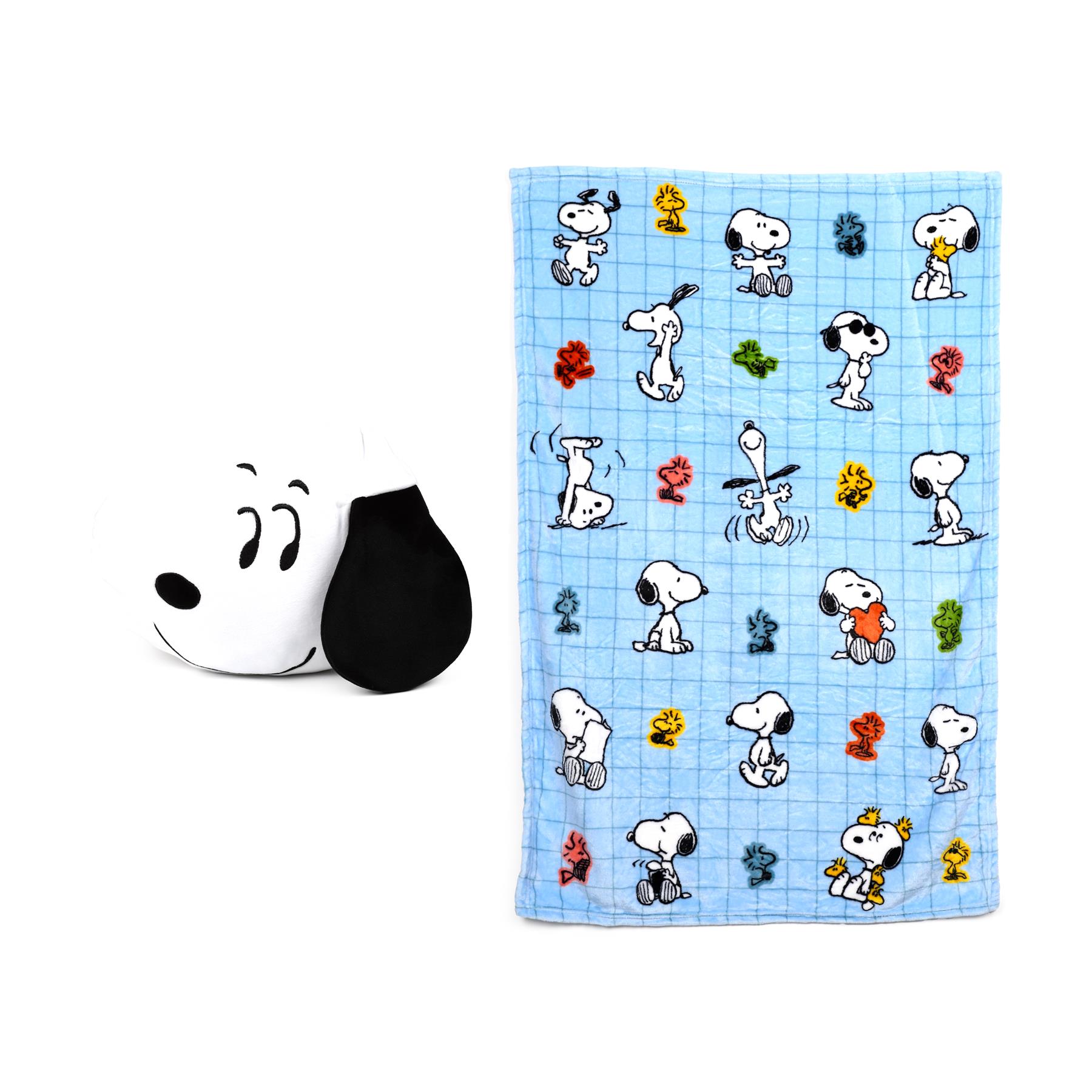 Snoopy by Puckator Travel Pillow Blanket Set Soft Plush Neck Cushion