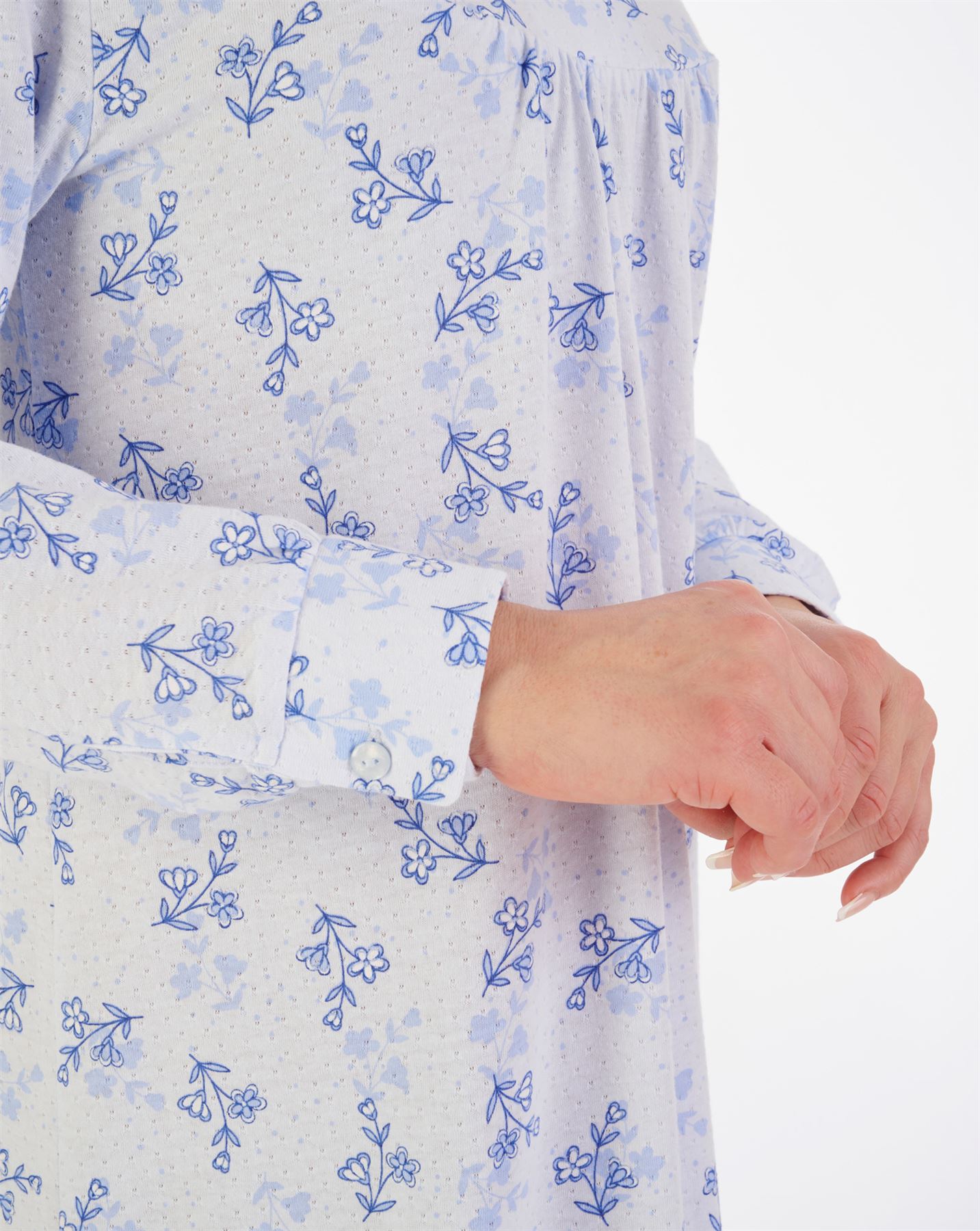 Camisón Slenderella Jersey Botón 46" Jacquard Floral Manga Larga - Imagen 4 de 7
