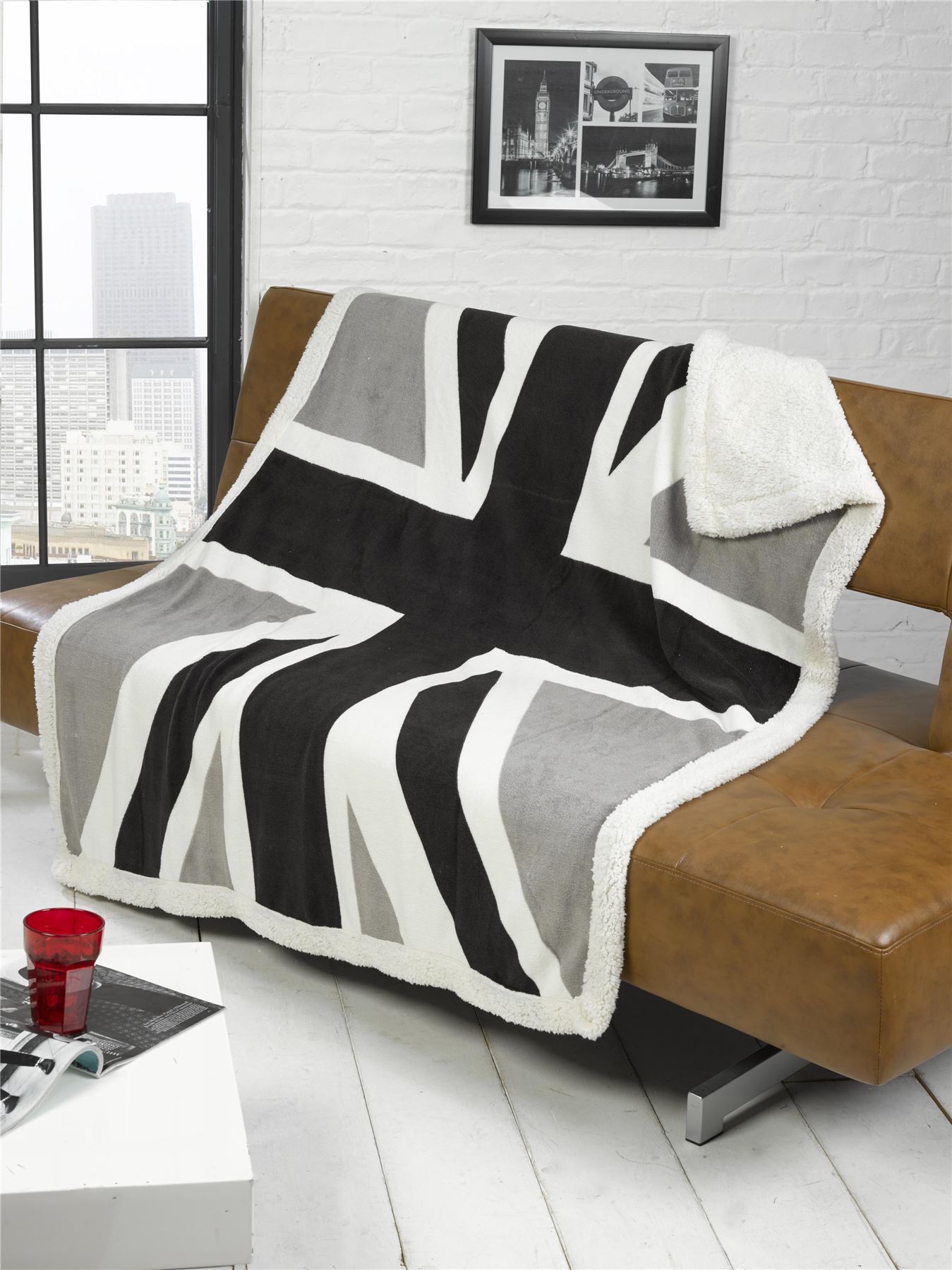 Union Jack Throw - Picture 3 of 4