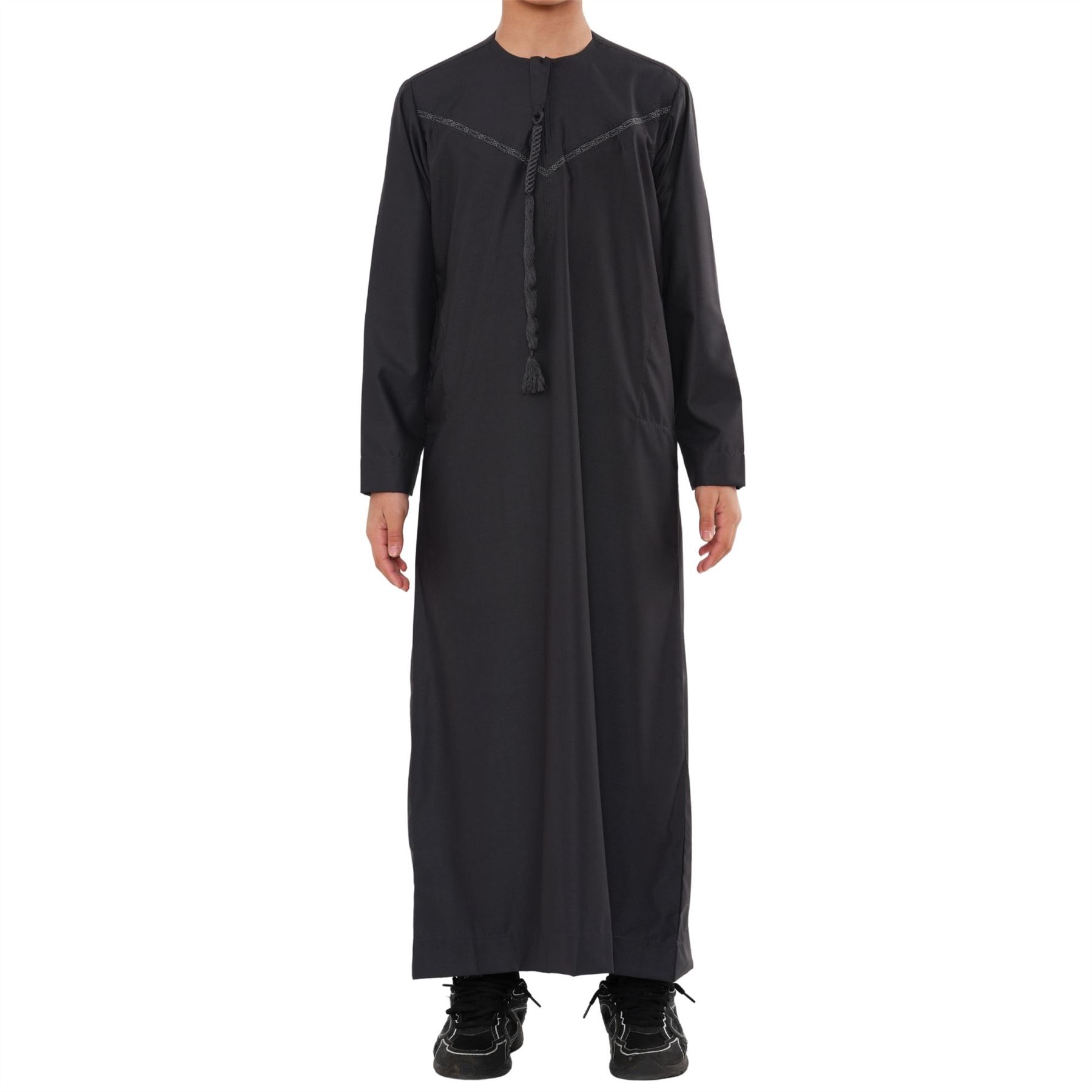 TT-008 – Boy’s Emirati Omani Tassel Thobe