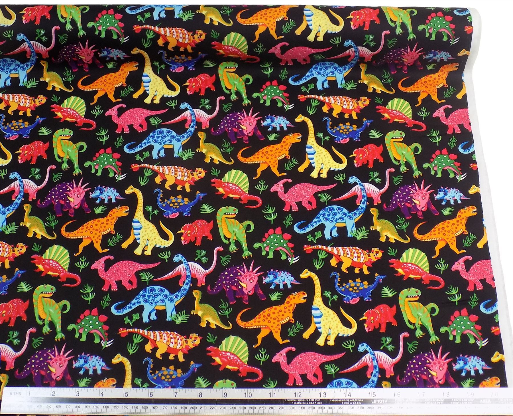 Kids Dinosaurs Black 100 Cotton High Quality Fabric Material *3 Sizes