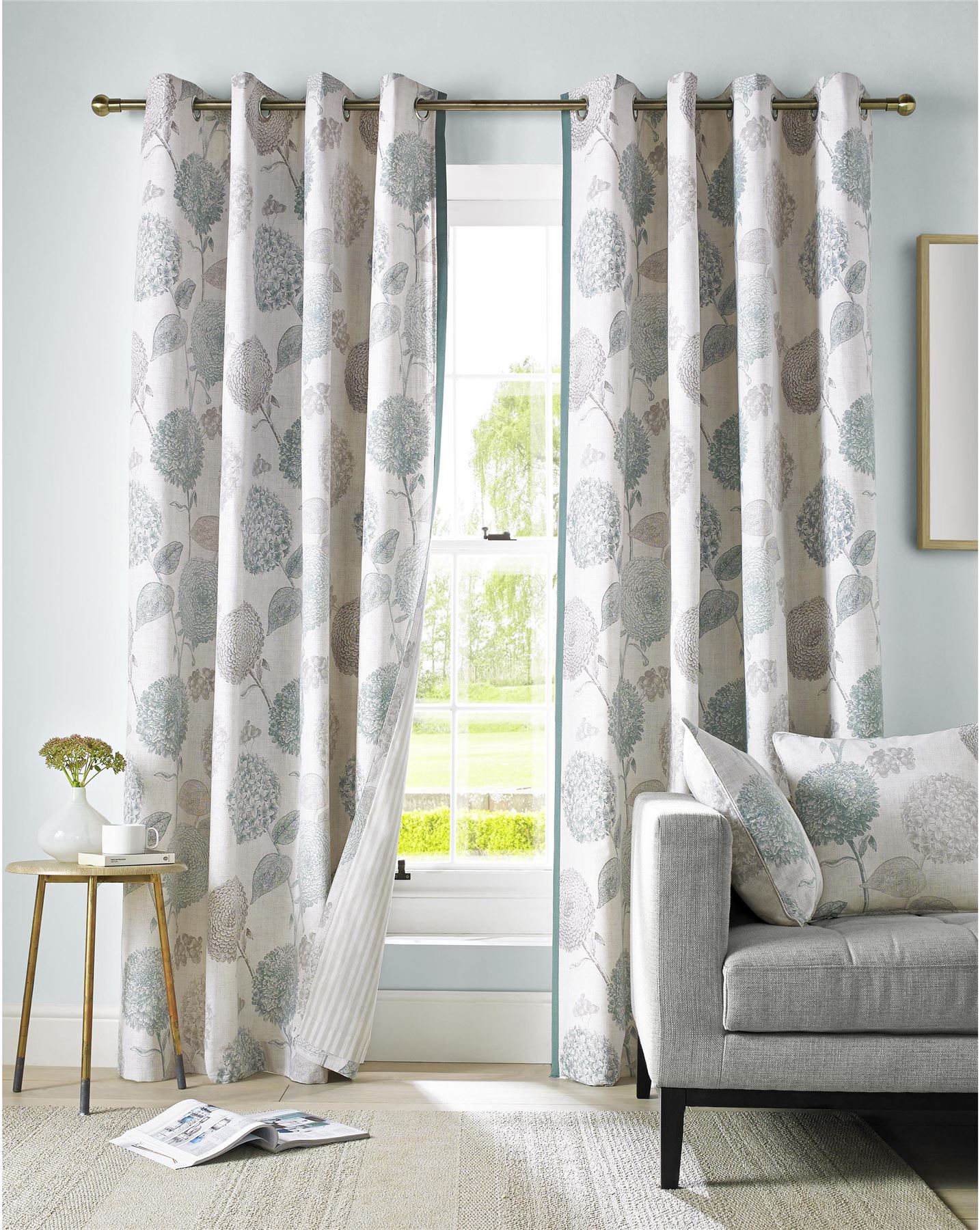 FLORAL FLOWERS LEAVES DUCK EGG BLUE CREAM LINED RING TOP CURTAINS *9