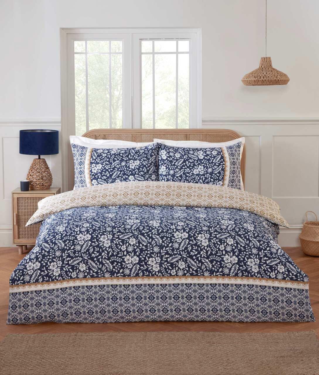Eleanor Floral Geometric Reverse Duvet Quilt Cover Set Bed Linen Blush Navy - Picture 9 of 9