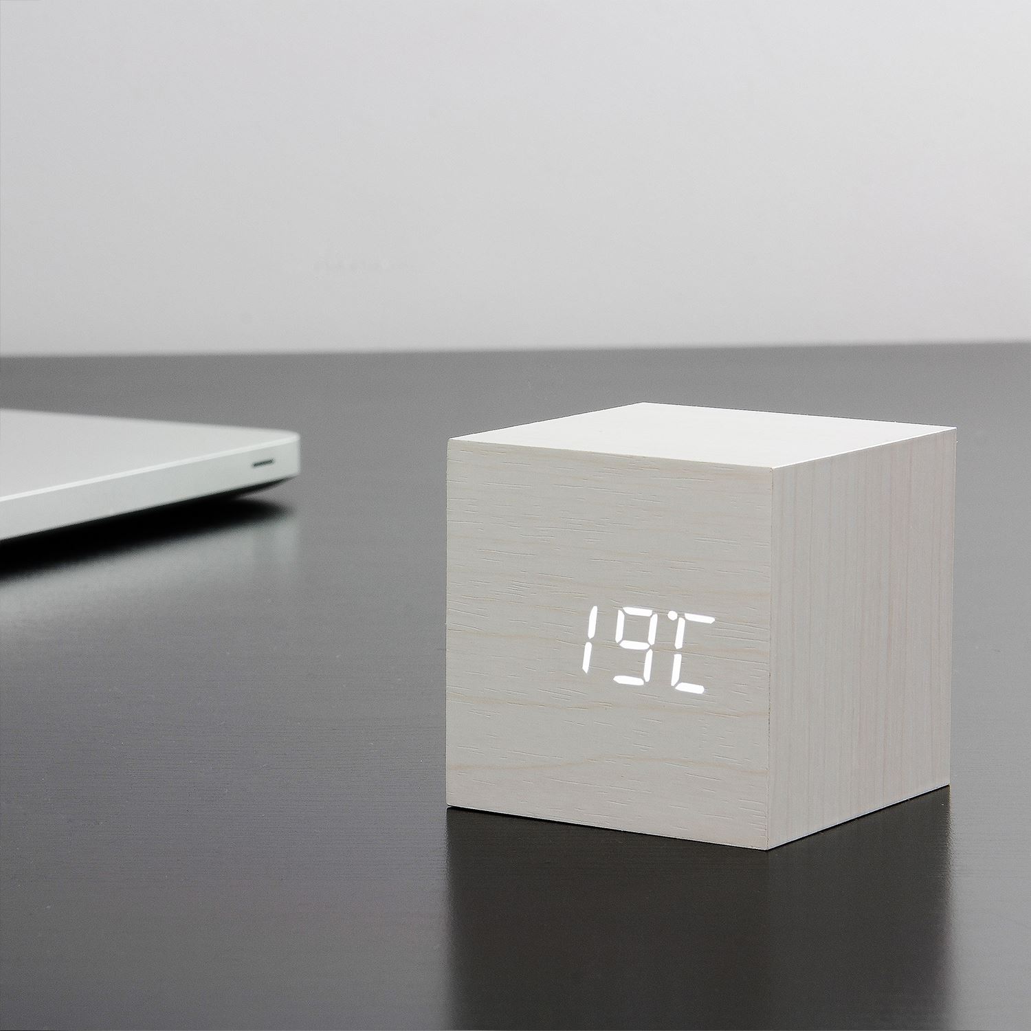 Gingko Sound Activated LED Digital Alarm Clock With Date & Temperature - Picture 37 of 39