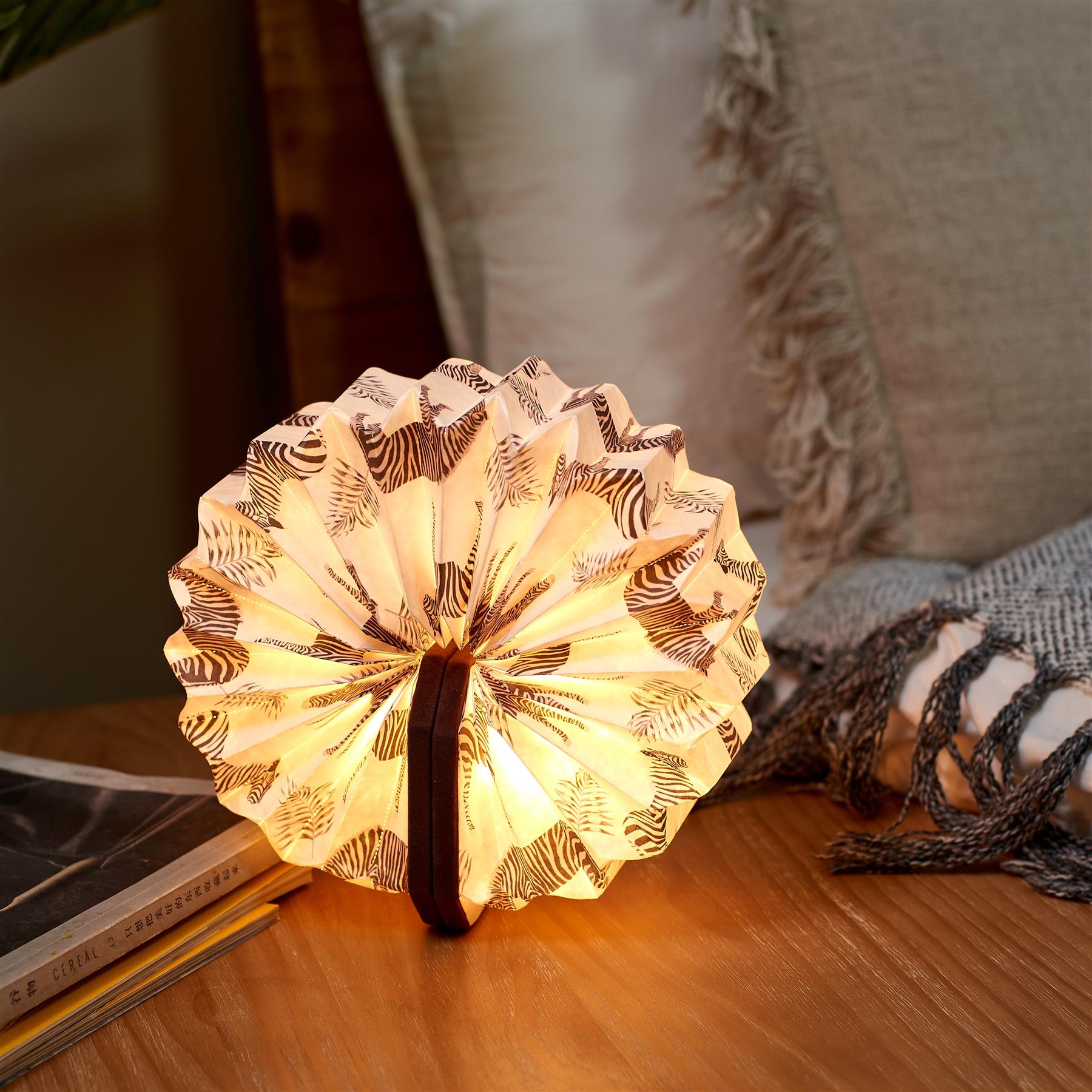 Accordion LED Light Desk Lamp Rechargeable Via USB Gingko Natural Wood / Velvet - Picture 33 of 57