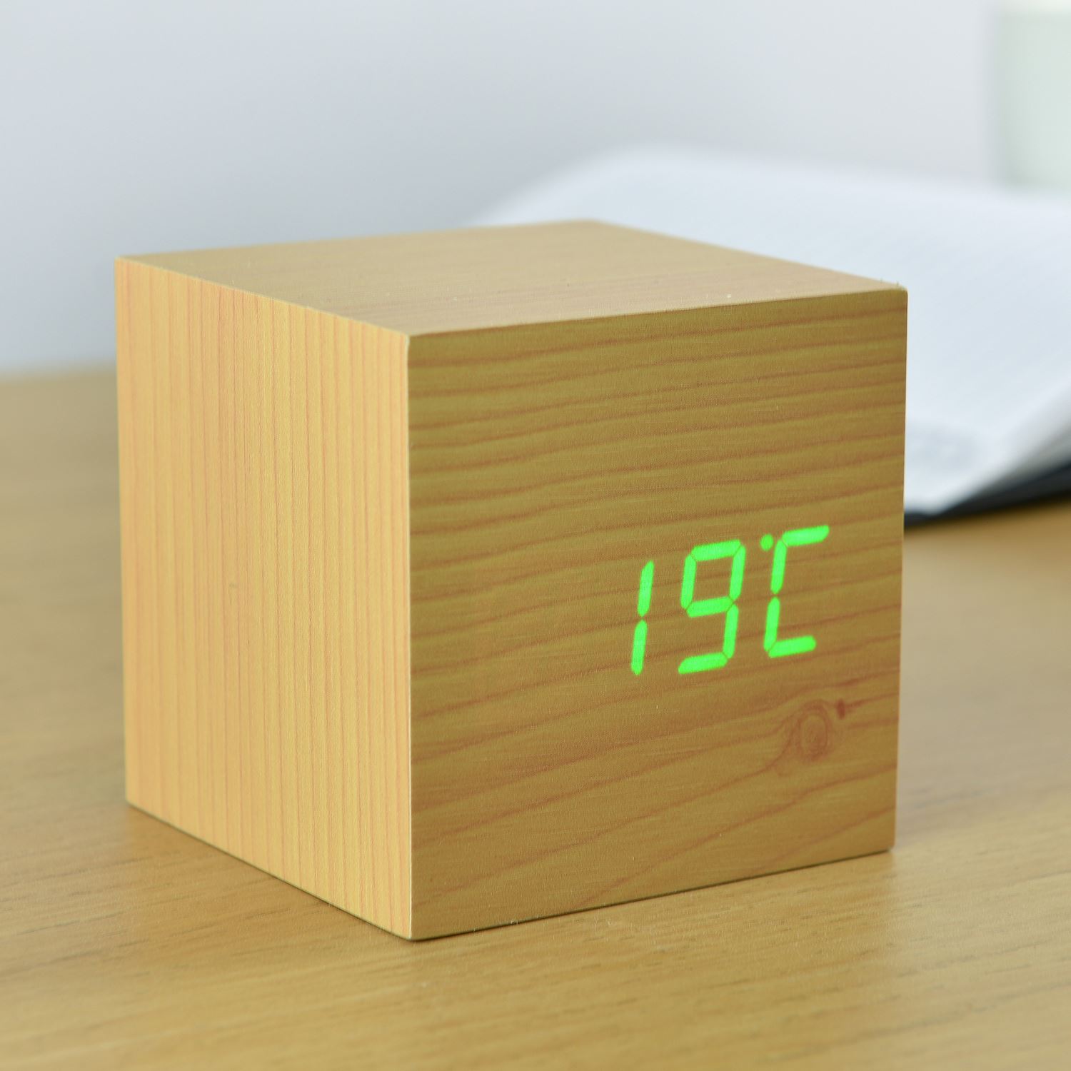 Gingko Sound Activated LED Digital Alarm Clock With Date & Temperature - Picture 15 of 39