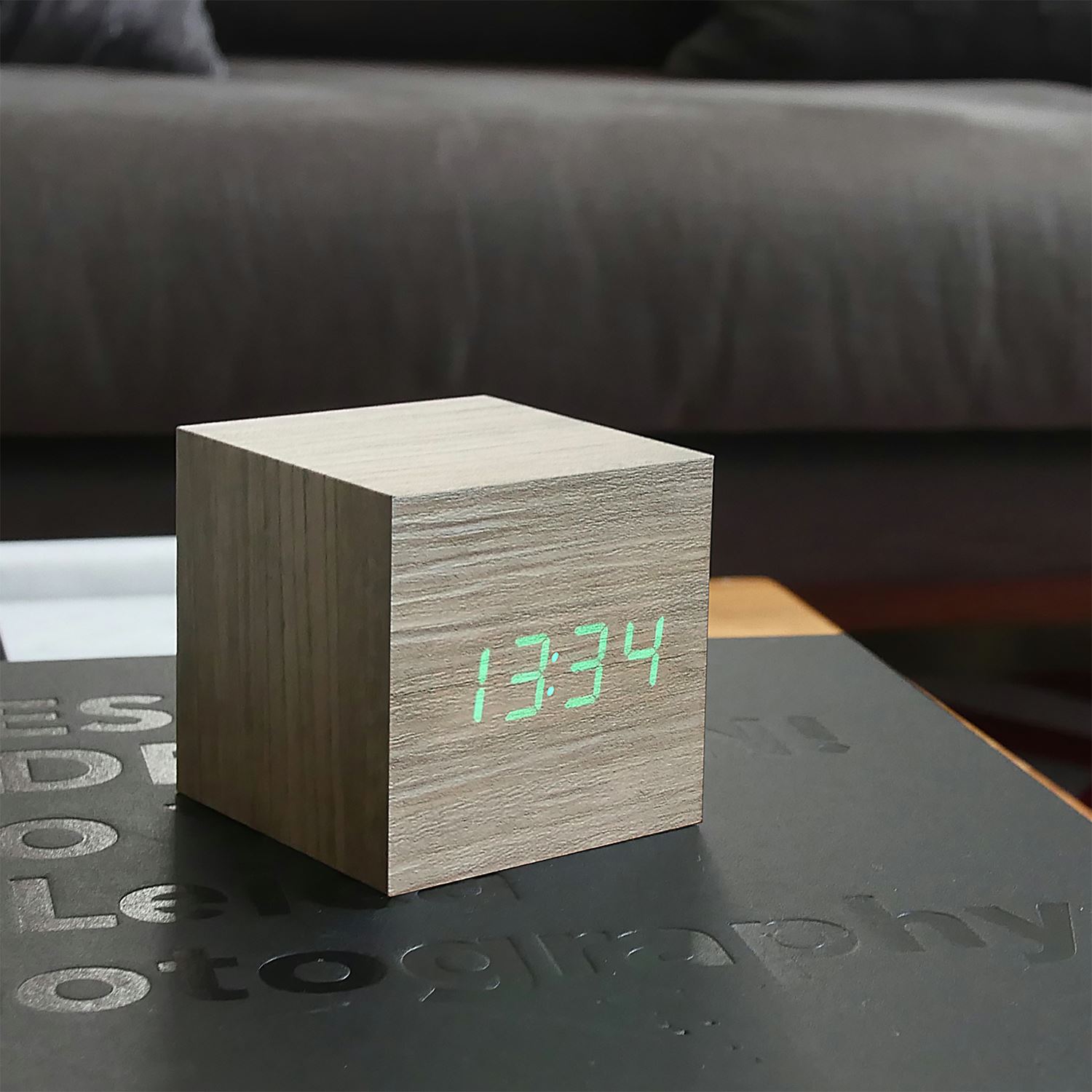 Gingko Sound Activated LED Digital Alarm Clock With Date & Temperature - Picture 10 of 39