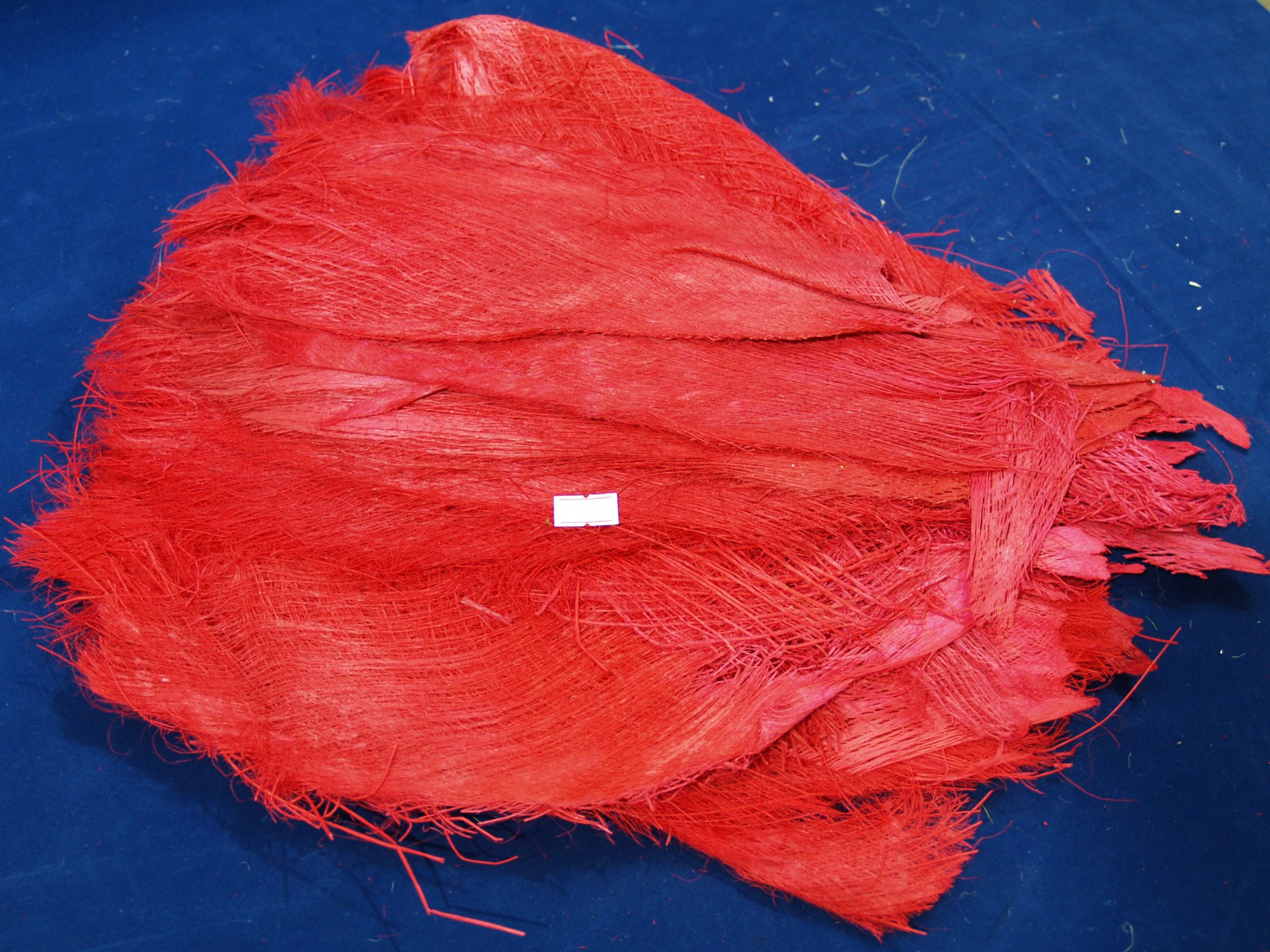 484 250g CoCo Matting Hair Palm Bakla Red