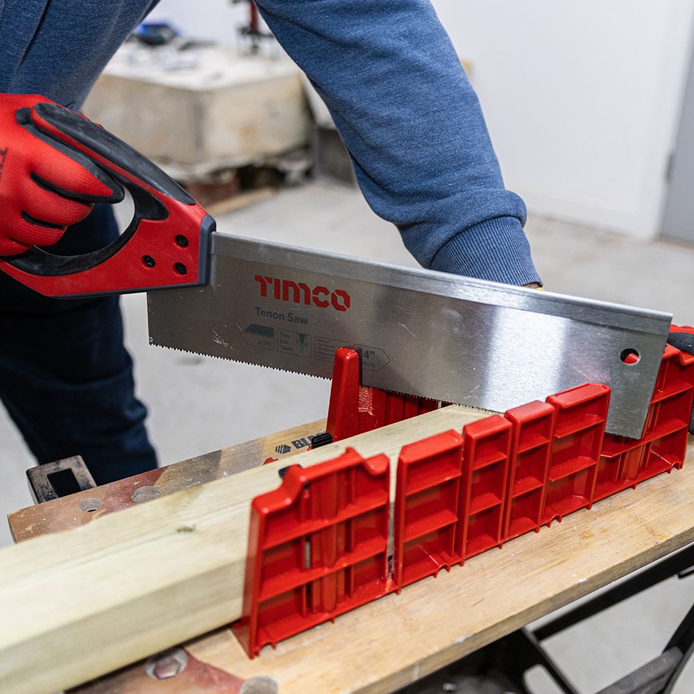 Boîte à Onglets De Serrage Timco – Taille 14 – Rouge – Pour Sciage Précis