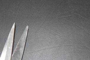 QUALITY UPHOLSTERY TEXTURED BRIGHT FAUX LEATHER LEATHERETTE FABRIC MATERIAL - Picture 2 of 37