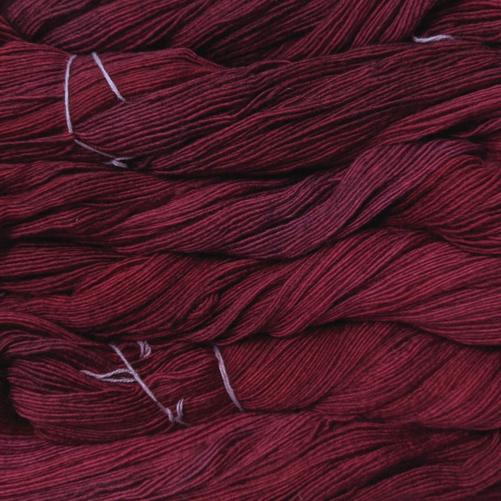 Malabrigo Encaje Merino Teñido a Mano Hilo de Tejer Lana 50g Gama Completa - Imagen 18 de 73