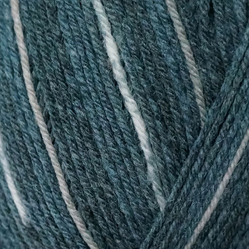 Opal /"Uni/" Solid Sock Yarn Denim + pattern 5195