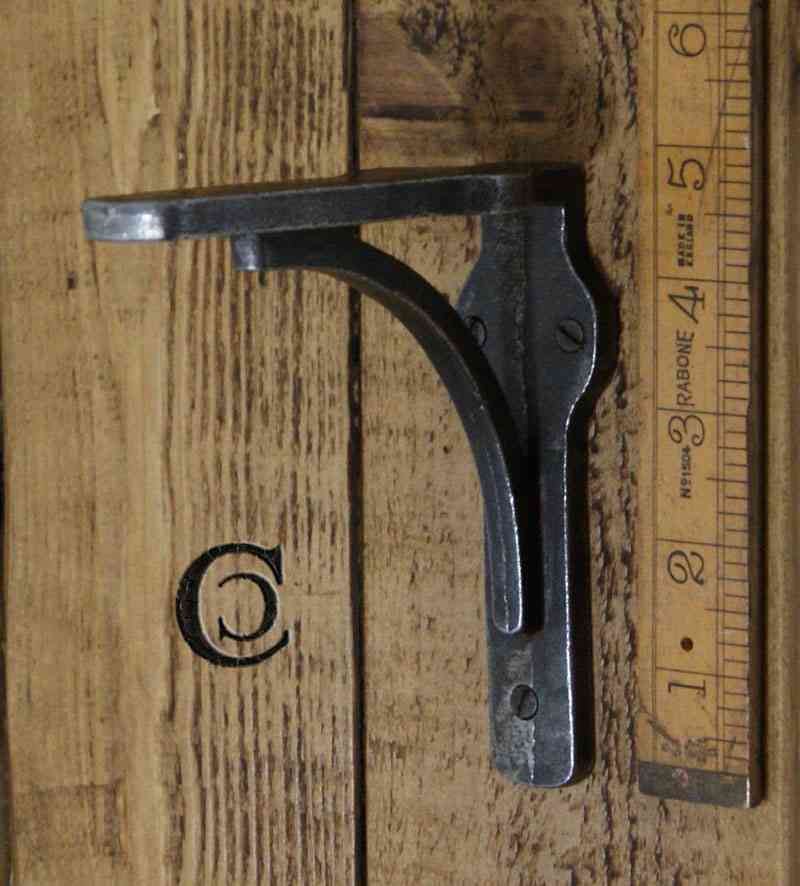 Black Iron Blacksmiths "Gallows" Shelf Bracket 125mm x 150mm