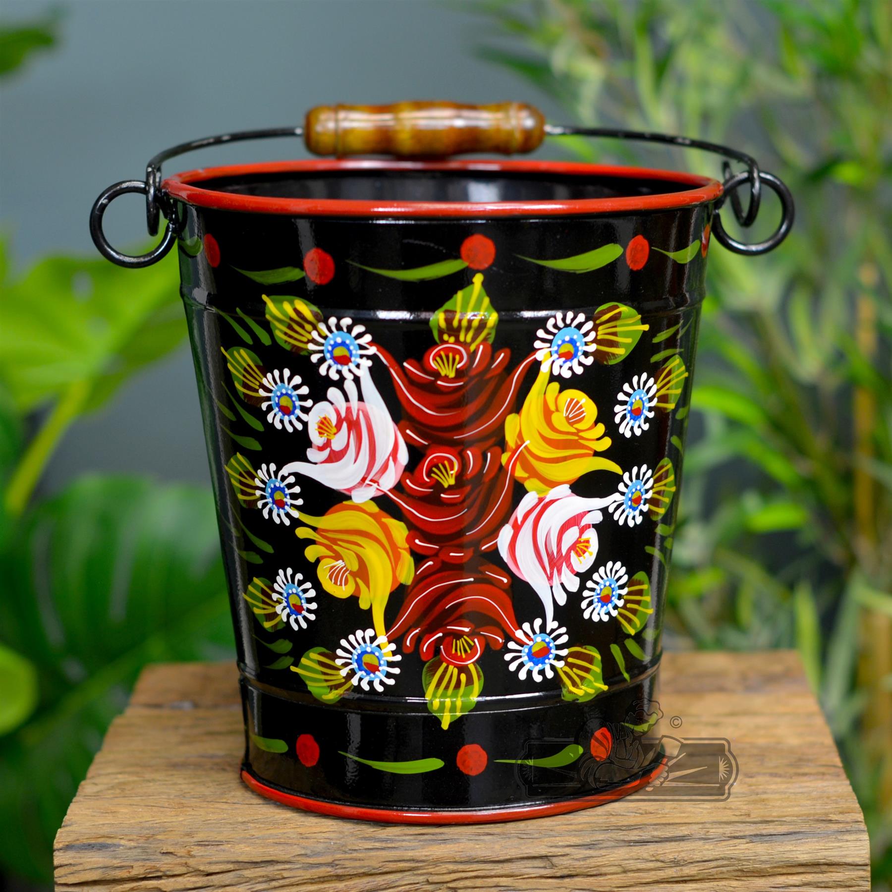 Large Buckets Narrowboat Hand Painted - Picture 2 of 17