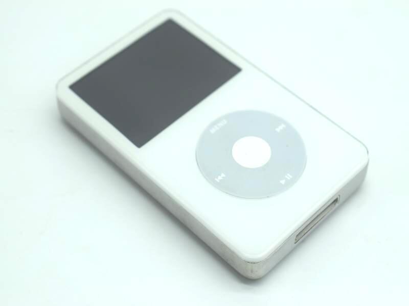 Apple iPod Classic 5th Generation 60GB 80GB Multiple Colours Available - Picture 30 of 37