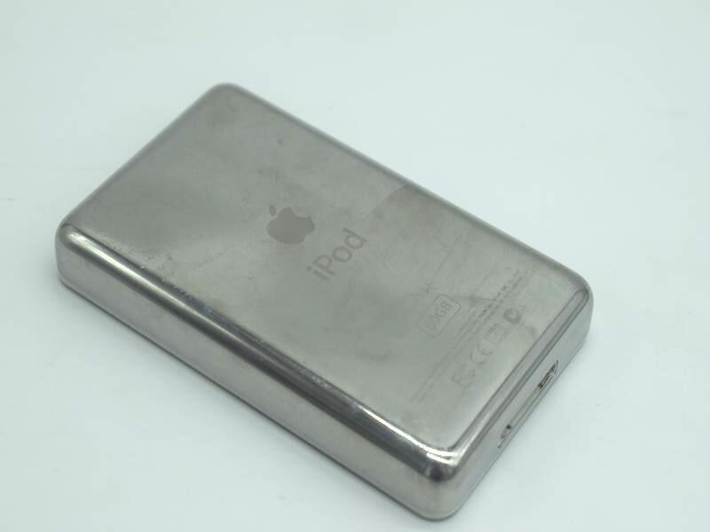 Apple iPod Classic 5th Generation 60GB 80GB Multiple Colours Available - Picture 7 of 37