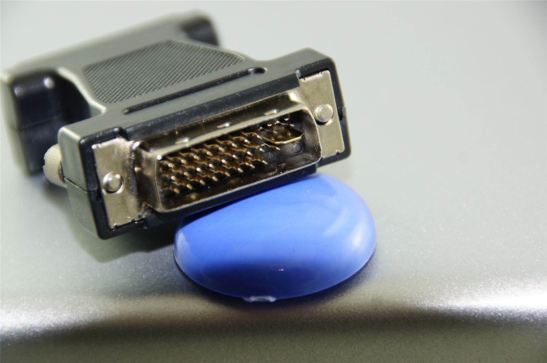 HP DVI Adapter DVII 24 + 4 pin to VGA SVGA Female 15209815003