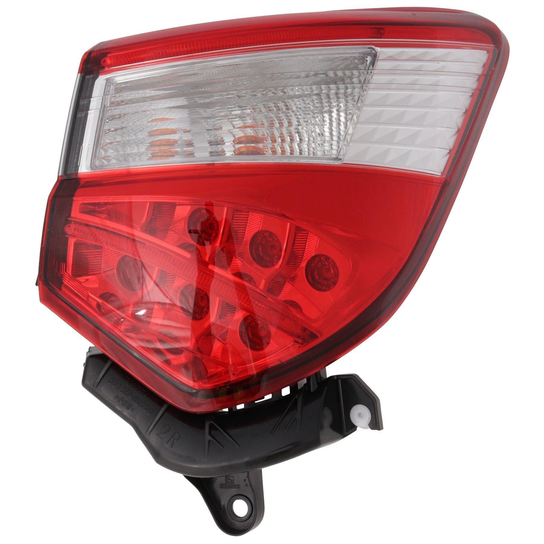 Genuine Toyota Rear Quarter Panel Tail Light LED O/S RH Yaris 2019