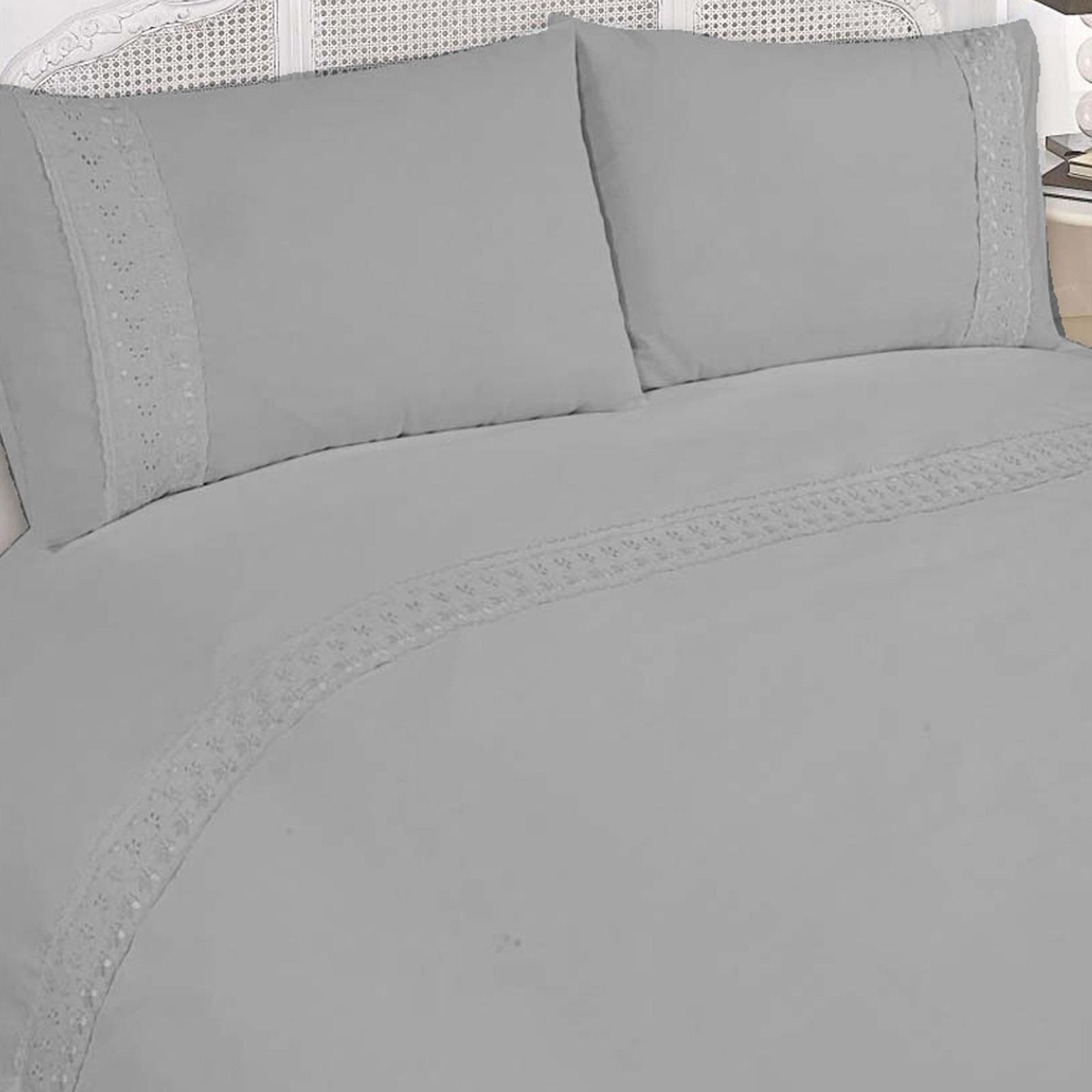 Download Embroidery Anglaise Quilt Cover PNG SVG