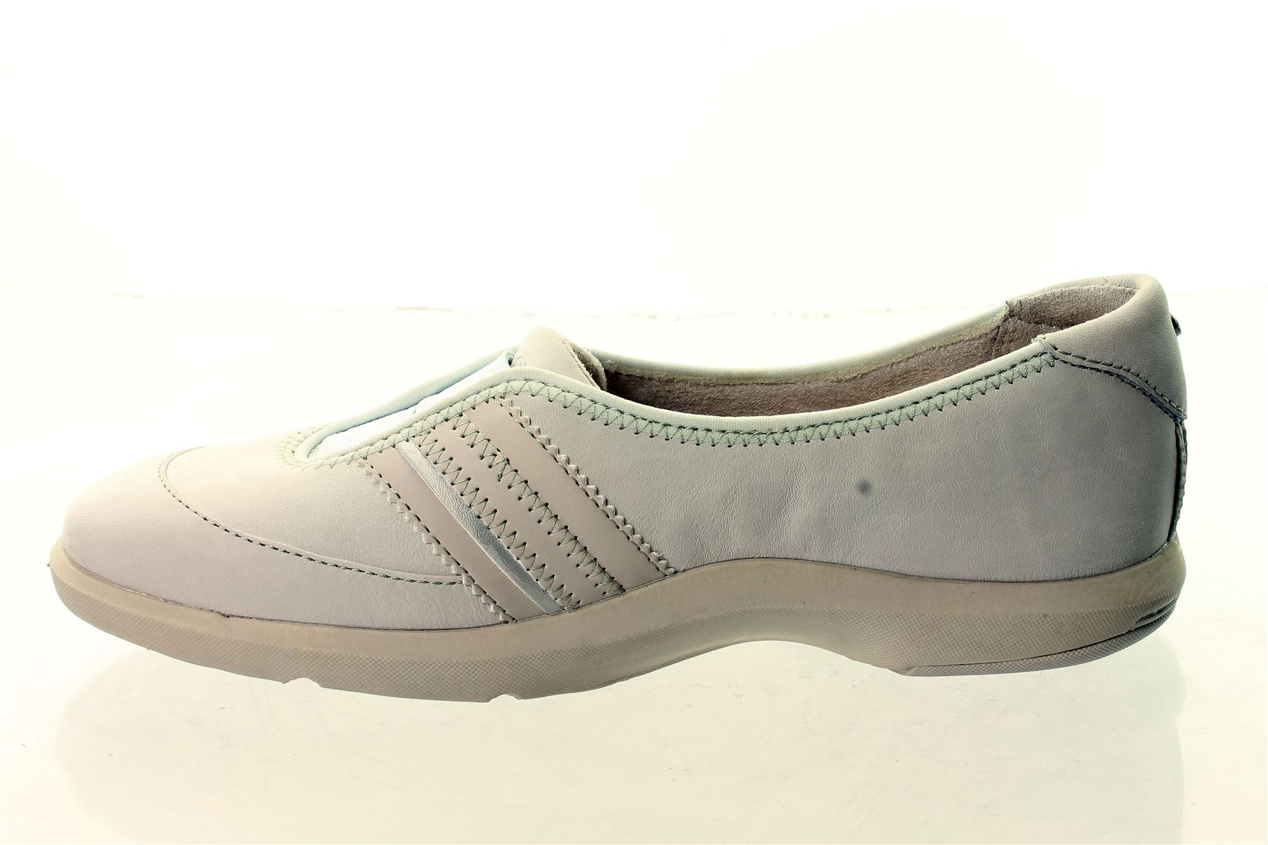 rockport ladies shoes sale