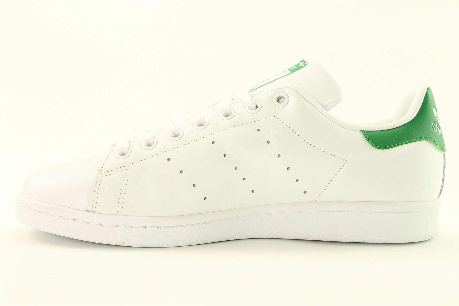 Adidas Stan Smith Baskets ~ Homme ~ Baskets Originals ~ RRP £ 69.99 ~ Vendeur Britannique aa4517 Adidas Stan Smith Baskets ~ Homme ~ Baskets Originals ~ RRP £ 69.99 ~ Vendeur Britannique aa4517