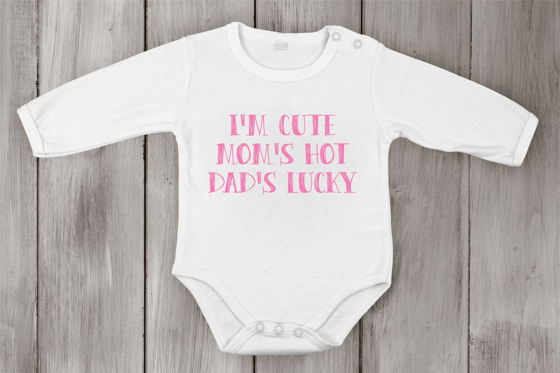 Mono I'm Cute My Mom's Cute And My Dad's Lucky Newborn Babygrow King regalo - Imagen 3 de 5