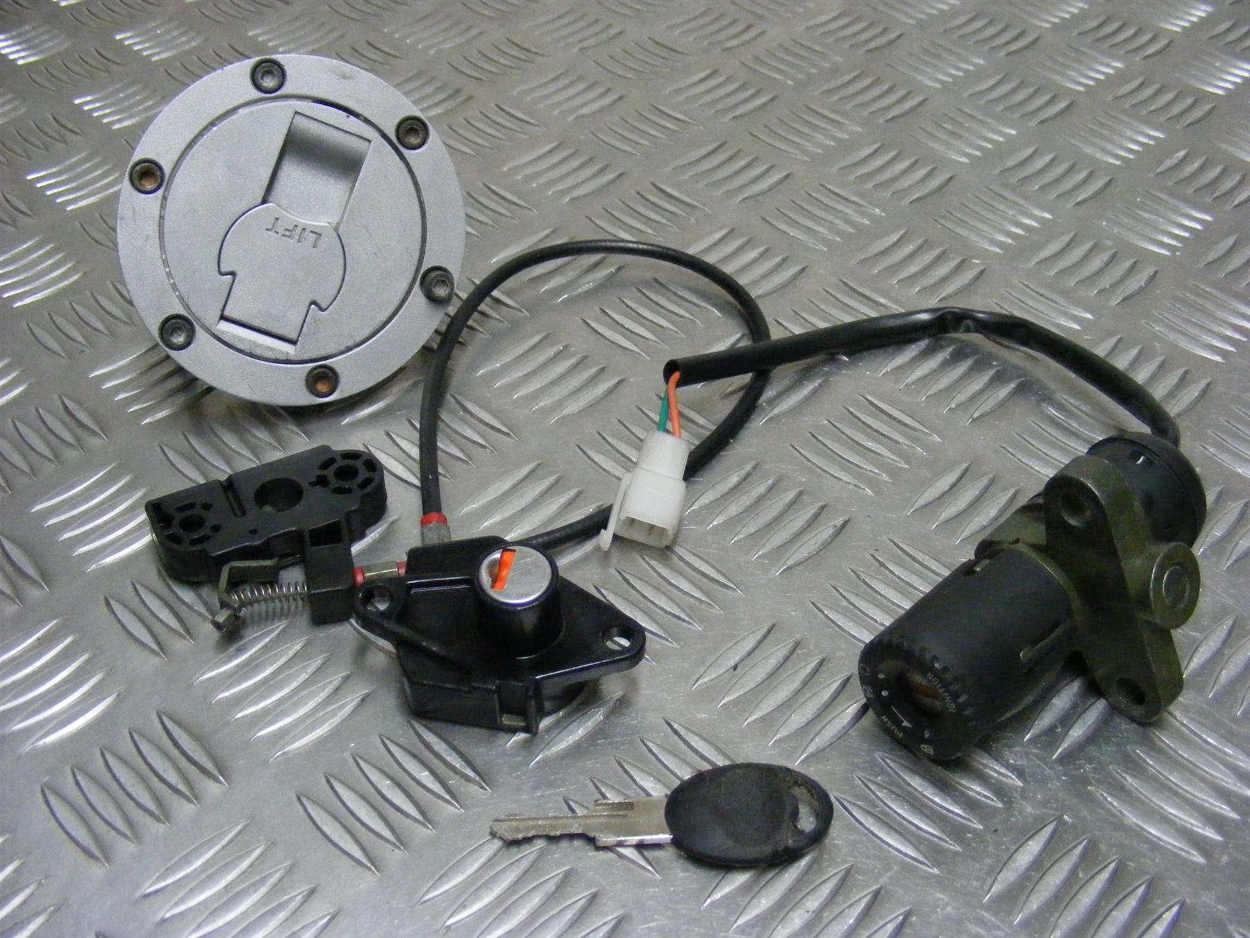 Aprilia RS 125 2T Lockset Locks Lock Set & Key 0612 619 eBay