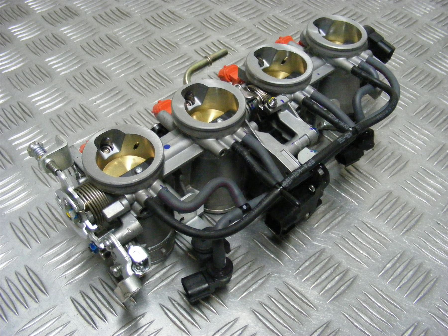 Kawasaki Z1000R Z1000R R Edition JHF 2017 38mm Throttle Bodies