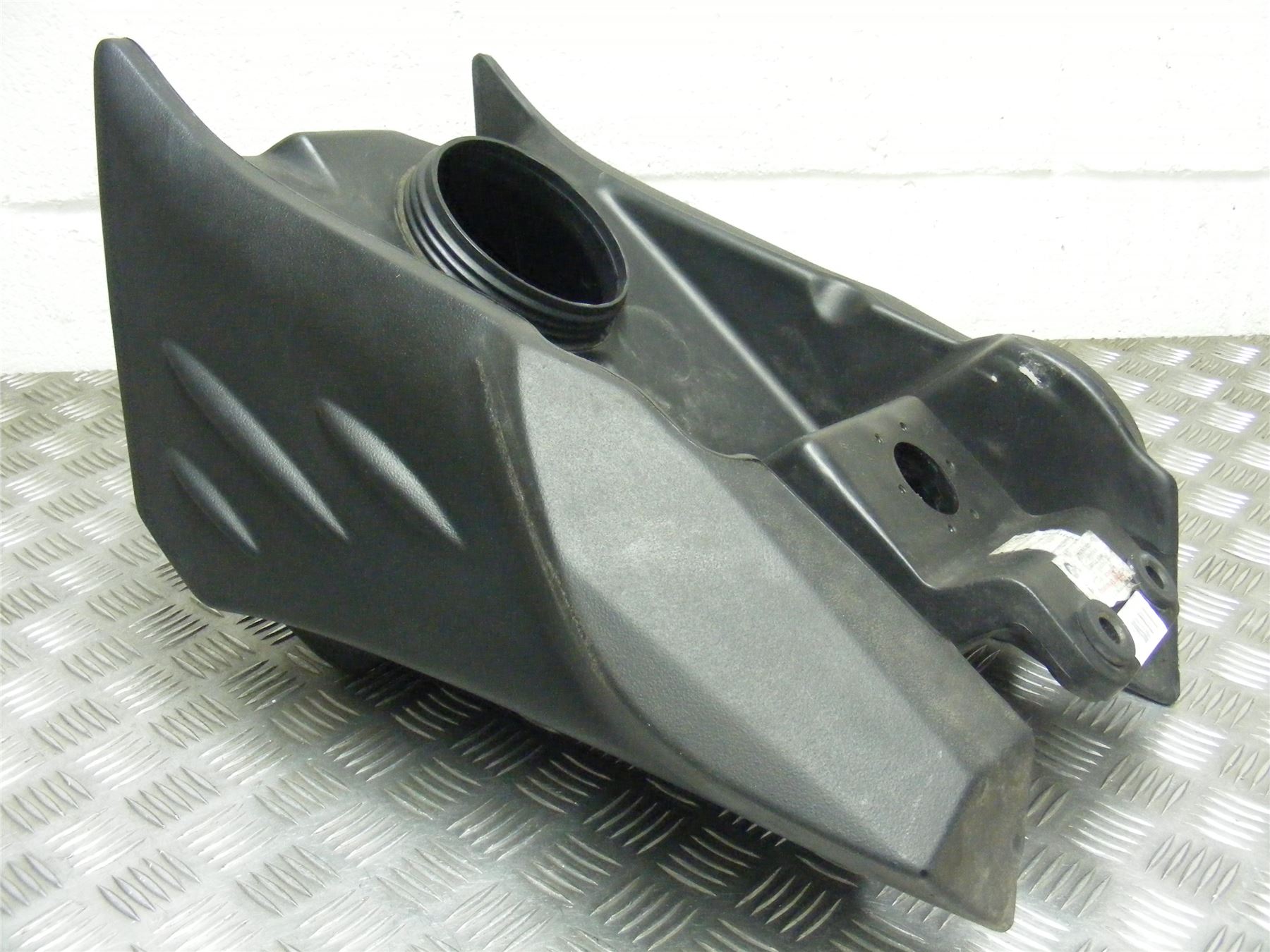 BMW F650 CS F 650 F650CS Scarver 2003 Petrol Fuel Gas Tank #249