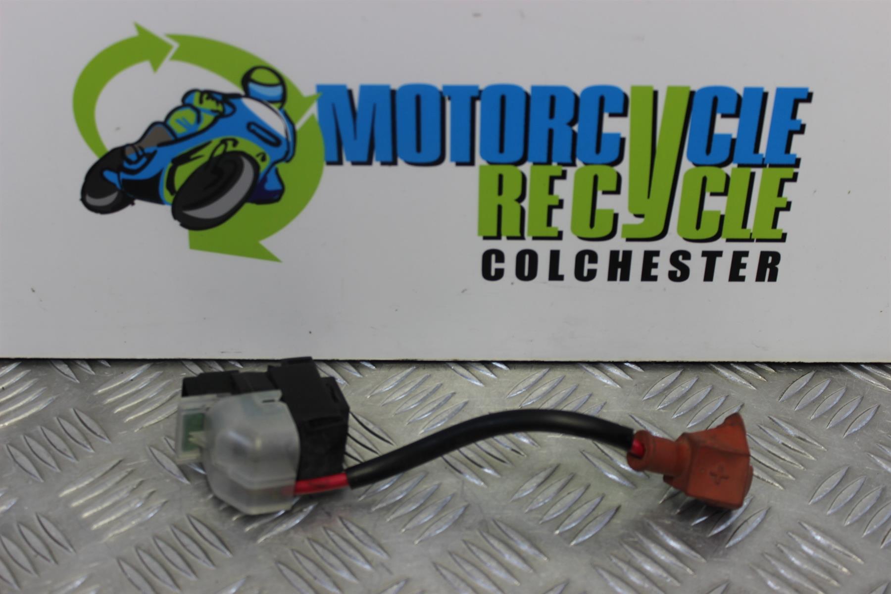 けー Suzuki GSXR 750 Relay Starter Solenoid 2000 to 2003 K1 K2 K3