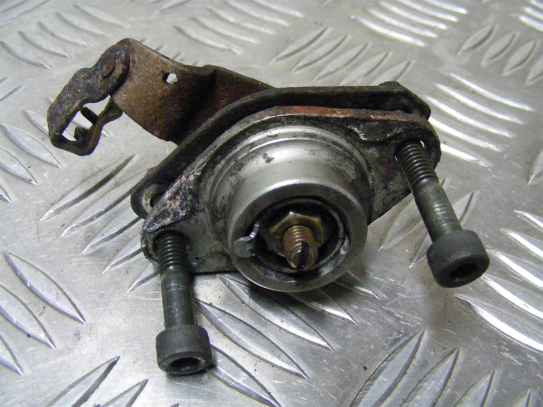 GSXR600 Clutch Actuator Worm Drive Genuine Suzuki 20012003 729 eBay