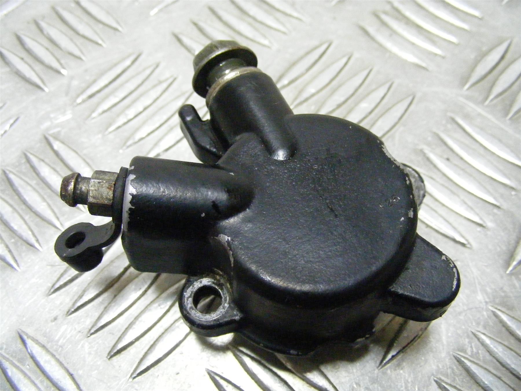 TL1000R Clutch Slave Cylinder Genuine Suzuki 19982003 880 eBay