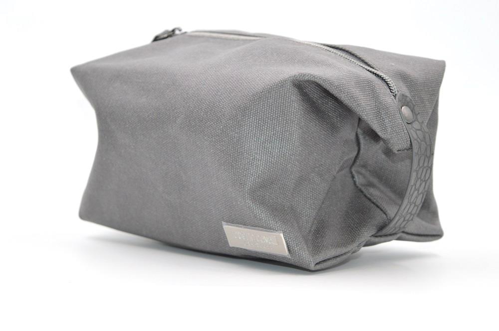 shaving pouch