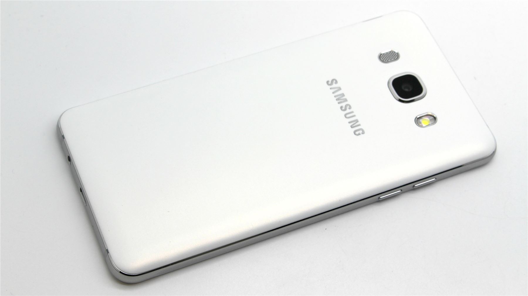 SAMSUNG GALAXY J56 2016 SM-J510FN J5 NEW CONDITION - 16GB - WHITE ...