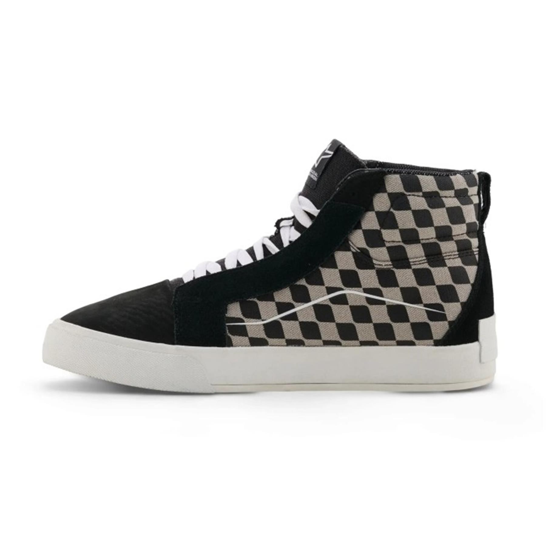 Black Cool Grey Chess, photo 4 of 8