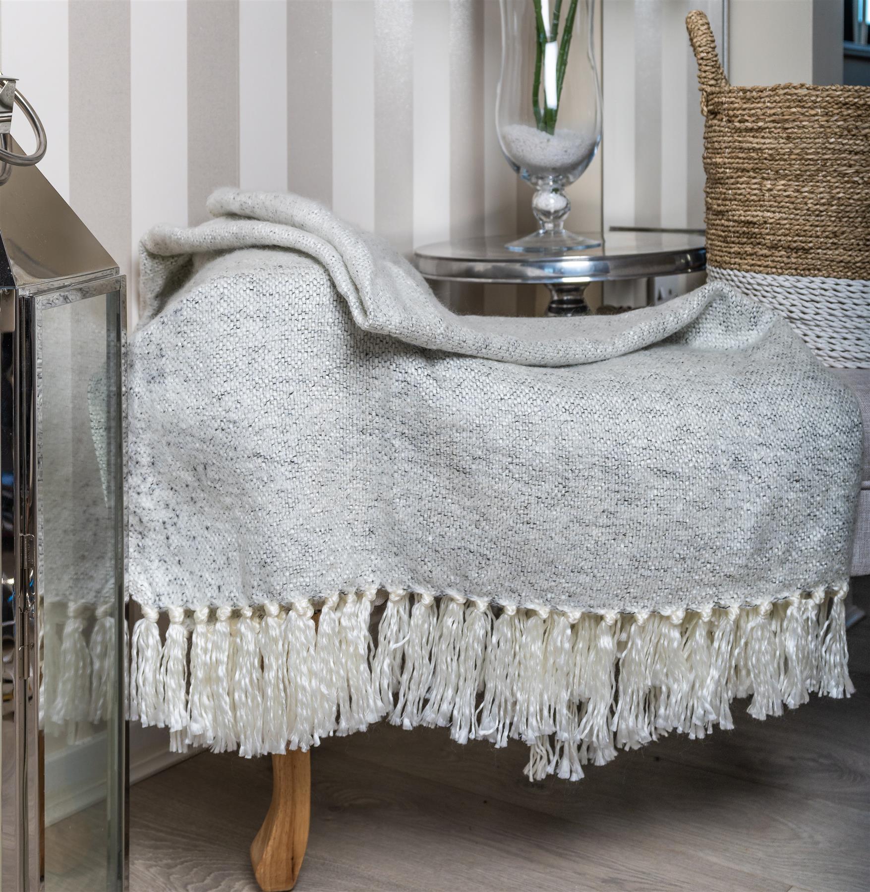 Throw Blanket Bed/Sofa Throwover, Large Throws For Sofas, Tasseled