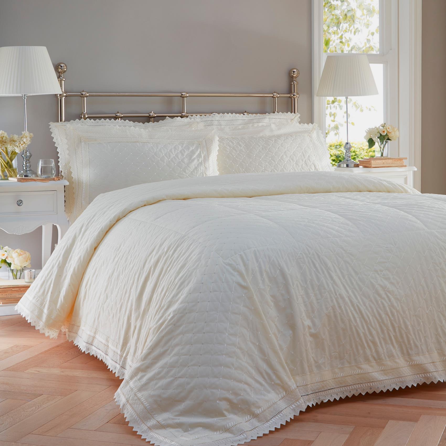 Balmoral Broderie Anglaise Quilted Bedspread Throw Throwover Set 3 Colours - Picture 4 of 10