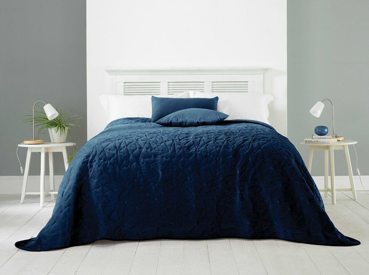Alexa Velvet Quilted Bedspread Soft Throw Over Double/King Size Bed