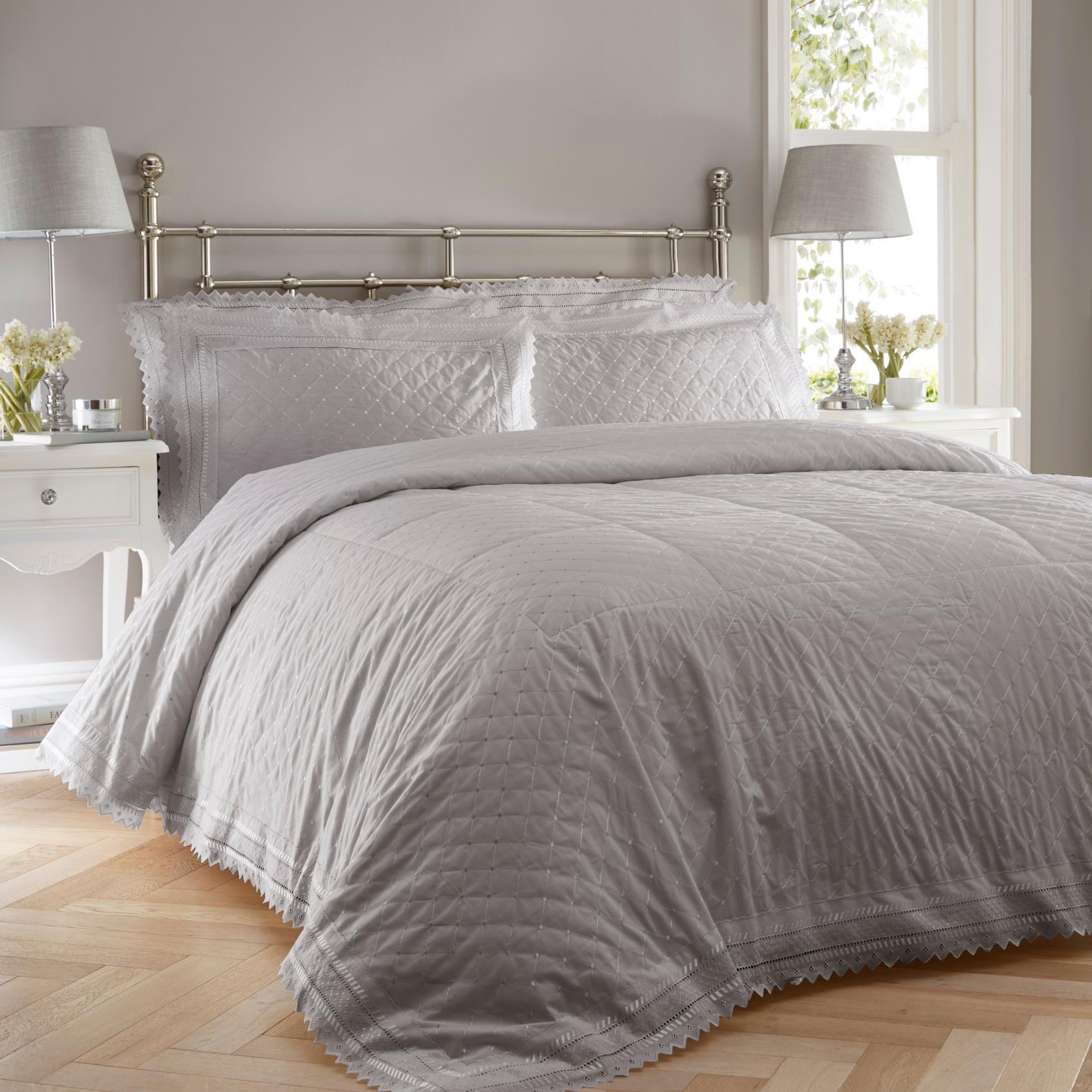 Balmoral Broderie Anglaise Quilted Bedspread Throw Throwover Set 3 Colours - Picture 6 of 10