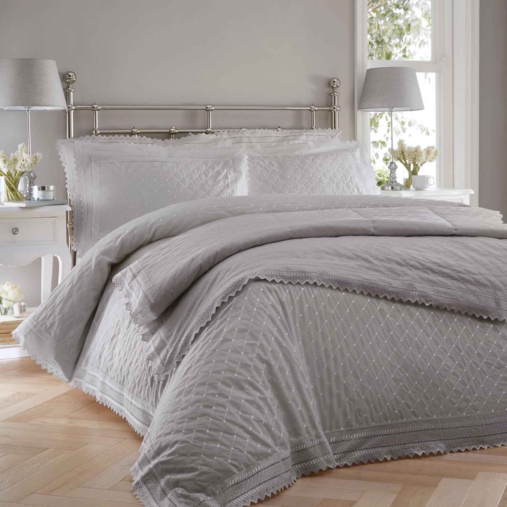 Balmoral Broderie Anglaise Quilted Bedspread Throw Throwover Set 3 Colours - Picture 5 of 10