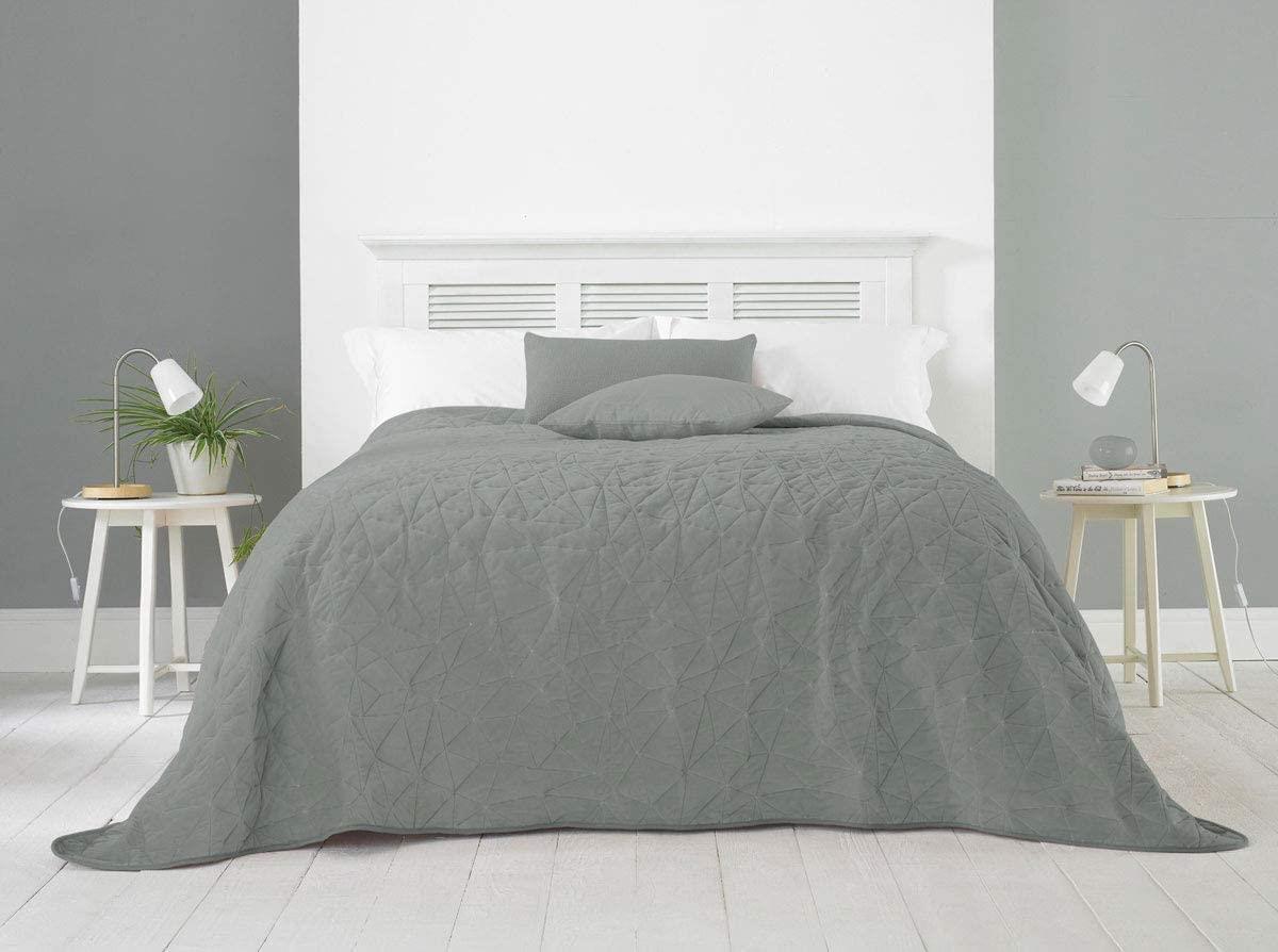 Alexa Velvet Quilted Bedspread Soft Throw Over Double/King Size Bed