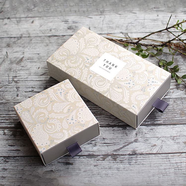 10x Two Compartment Vintage Damask Boxes - Gift Brownie Short Bake Packaging - Picture 3 of 7